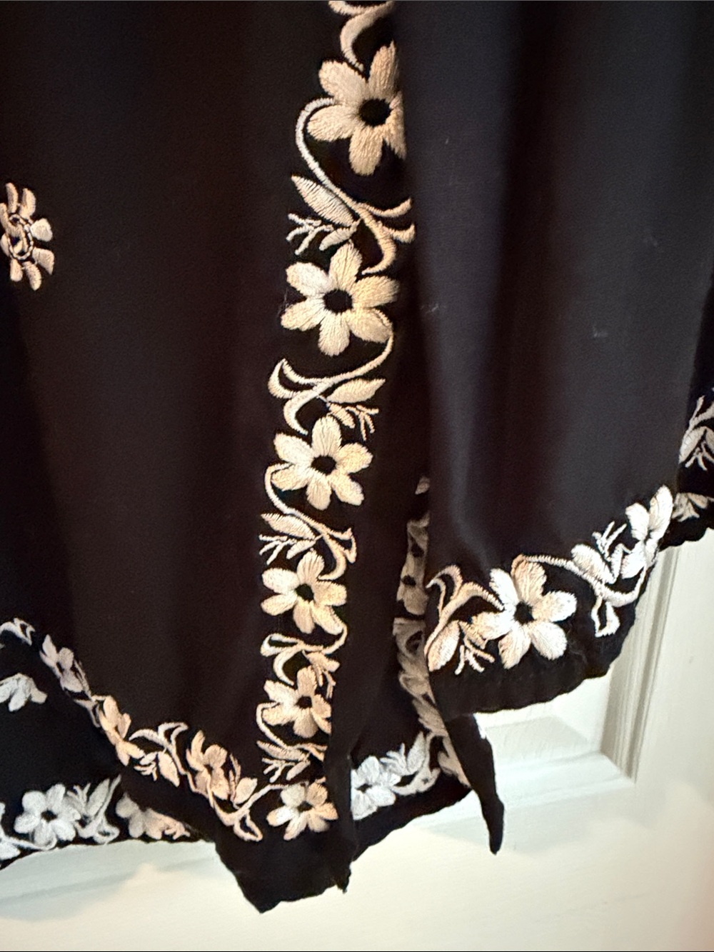 escapada Black Tunic with White Floral Embroidery - Picture 3 of 5